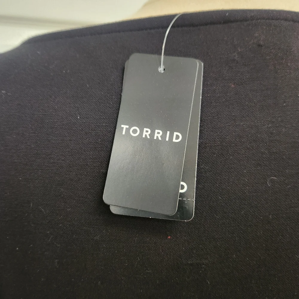 Torrid Black Bodycon Midi Dress With Slit Soft Stretchy Short Sleeve Plus 3X - Picture 9 of 13